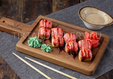 Ролл "Цезарь запеченный"