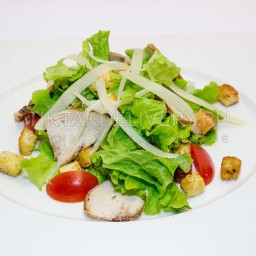 Салат "Цезарь с курицей"